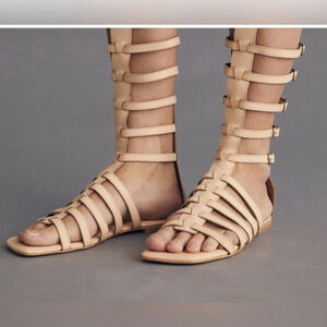 Women's Jeffrey Campbell Beige Tip Gladiator Sandals Size 8